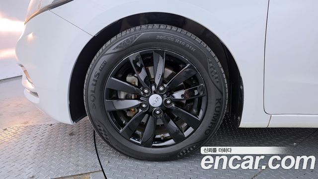 Kia K3 2015 — photo 5