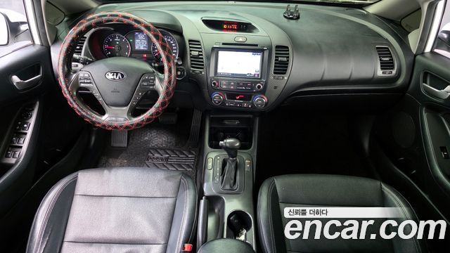 Kia K3 2015 — photo 7