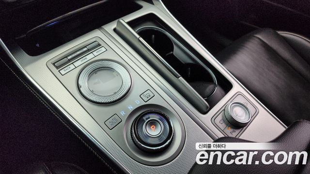 Genesis GV80 2020 — photo 9
