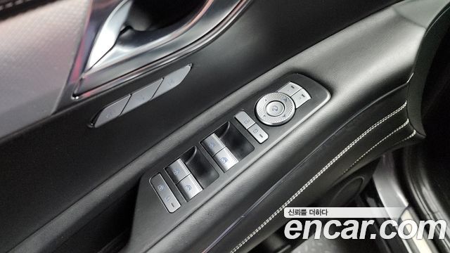 Genesis GV80 2020 — photo 18