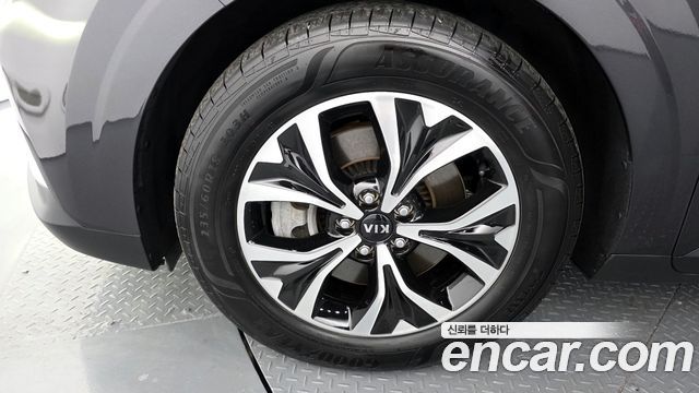 Kia Canival 2021 — photo 5