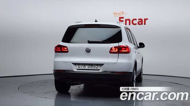 Volkswagen Tiguan 2016 — photo 4