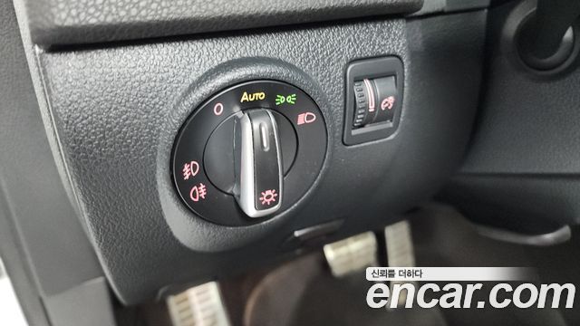 Volkswagen Tiguan 2016 — photo 18