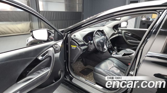Hyundai Grandeur 2015 — photo 10