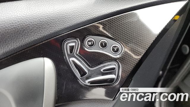 Hyundai Grandeur 2015 — photo 18