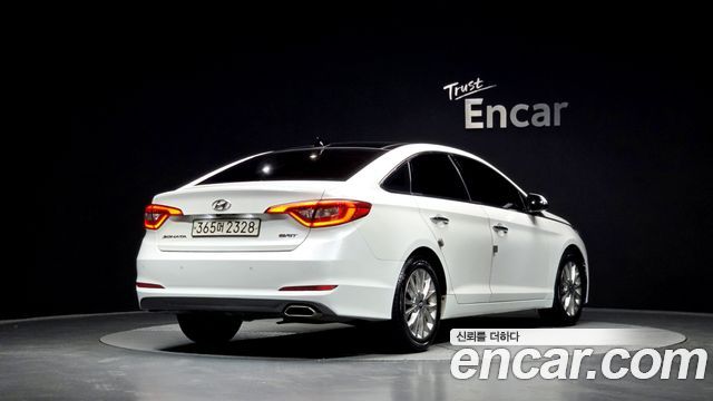 Hyundai Sonata 2017 — photo 2