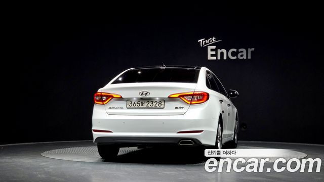 Hyundai Sonata 2017 — photo 4
