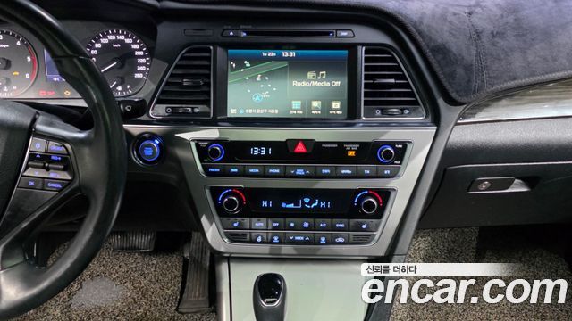 Hyundai Sonata 2017 — photo 14