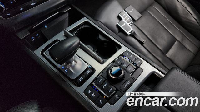 Genesis G80 2018 — photo 9