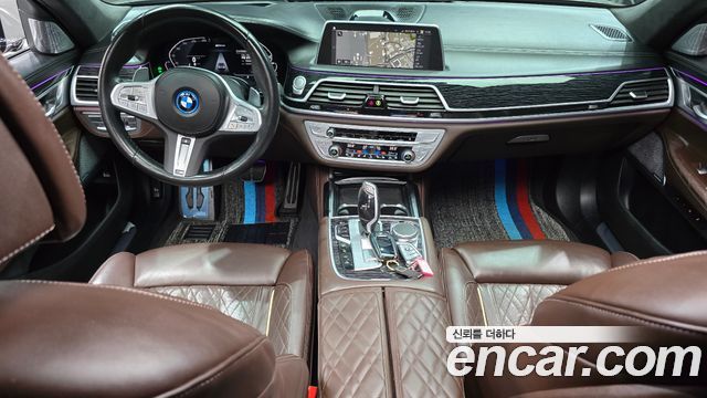 BMW 7-Series 2022 — photo 7