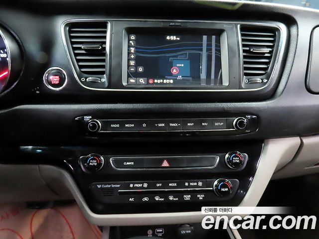 Kia Canival 2019 — photo 13