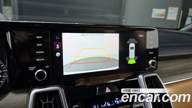 Kia Sorento 2023 — photo 17