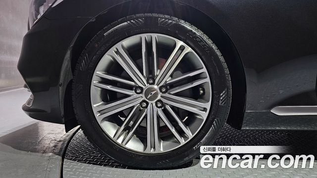 Genesis G80 2019 — photo 5