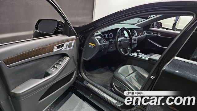 Genesis G80 2019 — photo 11