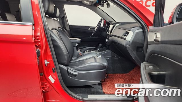 KG Mobility Rexton 2018 — photo 11