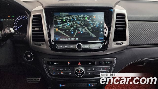 KG Mobility Rexton 2018 — photo 15