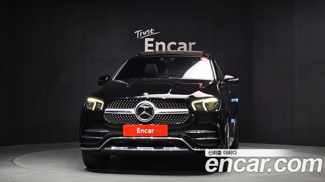 Mercedes-Benz GLE-Class 2023 — photo 3