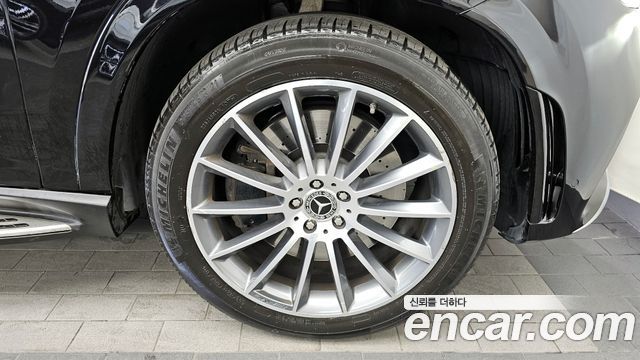 Mercedes-Benz GLE-Class 2023 — photo 5