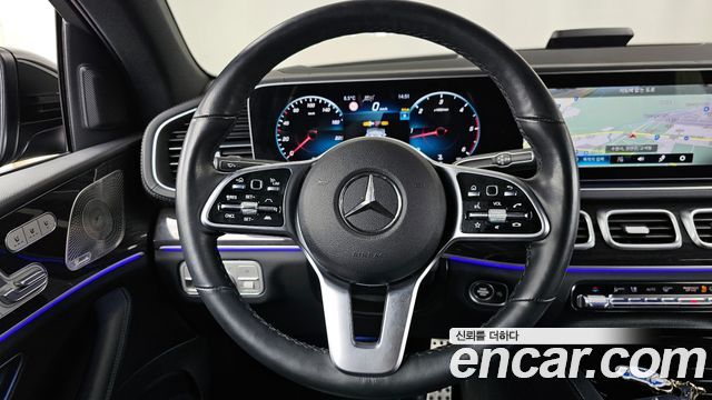 Mercedes-Benz GLE-Class 2023 — photo 13