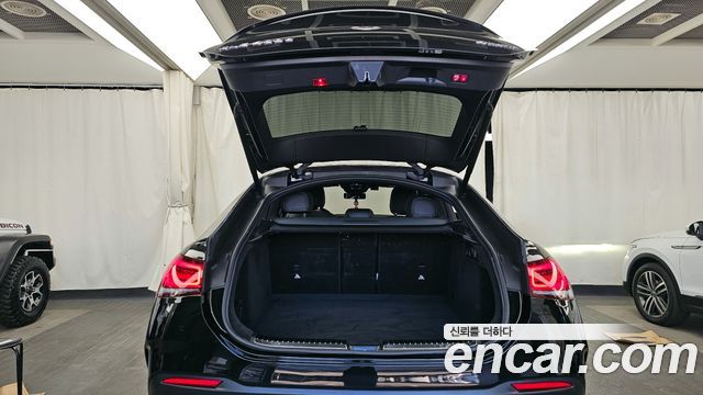 Mercedes-Benz GLE-Class 2023 — photo 20