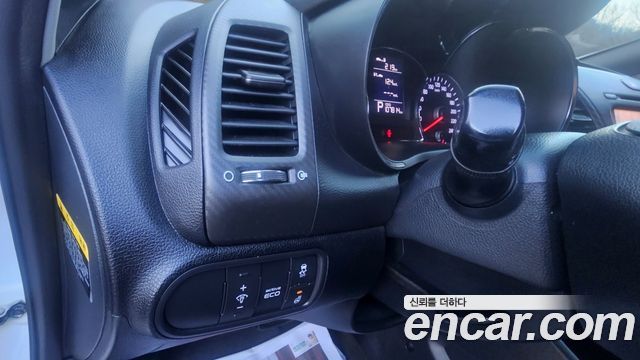 Kia K3 2015 — photo 12