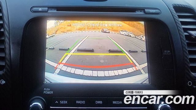 Kia K3 2015 — photo 15