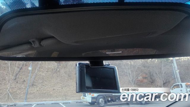 Kia K3 2015 — photo 16