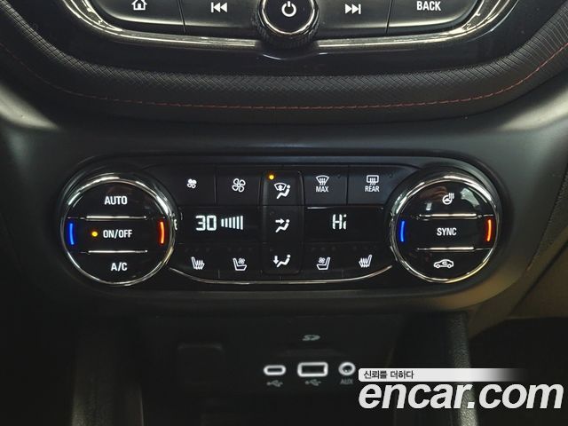 Chevrolet Korea Trailblazer 2022 — photo 15