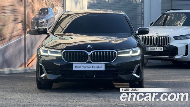BMW 5-Series 2023 — photo 3