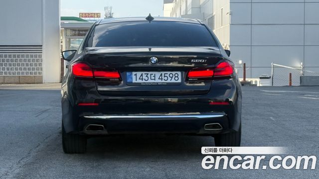 BMW 5-Series 2023 — photo 4