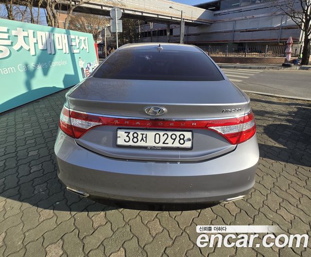 Hyundai Grandeur 2016 — photo 4