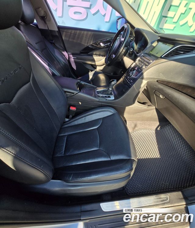 Hyundai Grandeur 2016 — photo 10