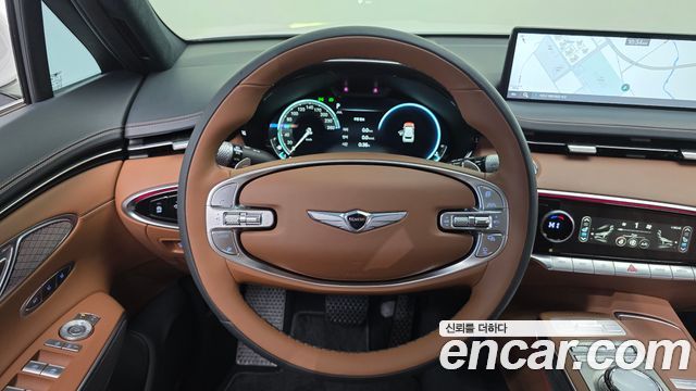 Genesis GV70 2022 — photo 14