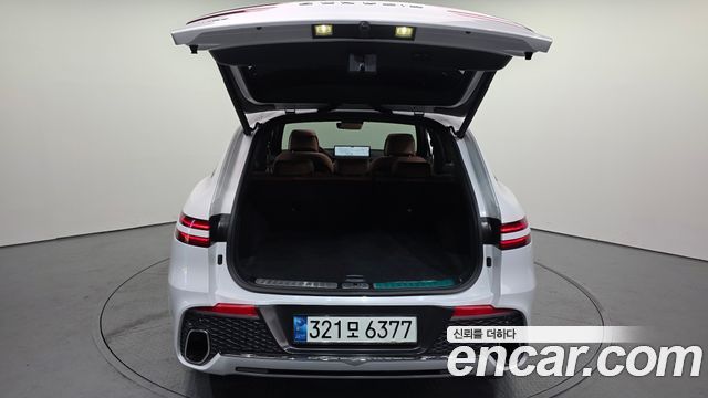 Genesis GV70 2022 — photo 20