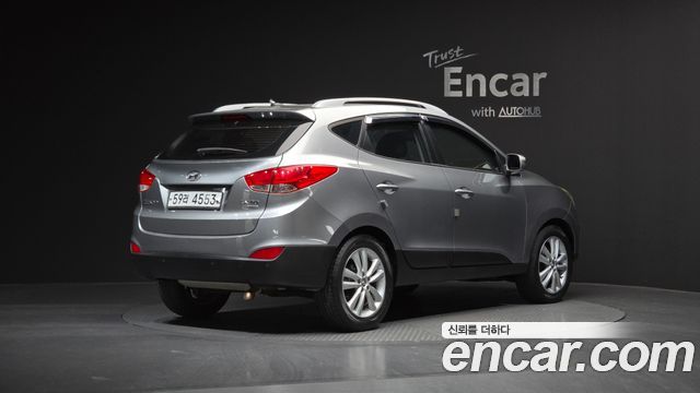 Hyundai Tucson 2012 — photo 2