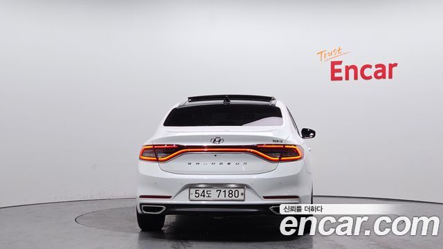 Hyundai Grandeur 2018 — photo 4