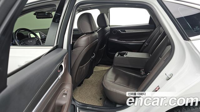 Hyundai Grandeur 2018 — photo 12