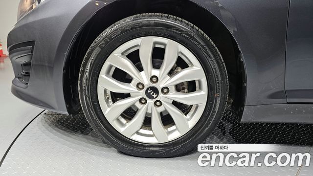 Kia K5 2015 — photo 5