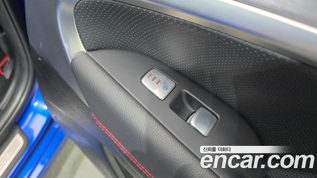 Genesis G70 2020 — photo 19