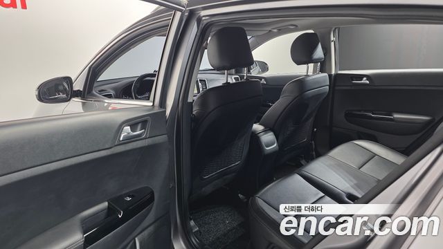 Kia Sportage 2016 — photo 17