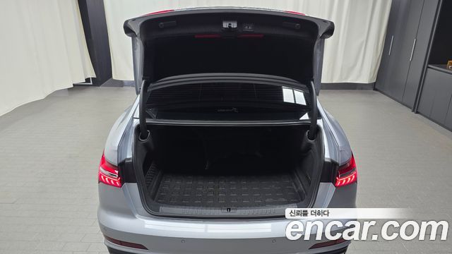 Audi A6 2023 — photo 20