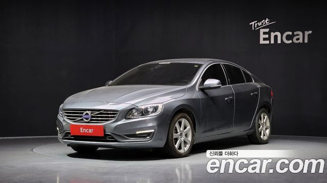 Volvo S60 2016 — photo 1