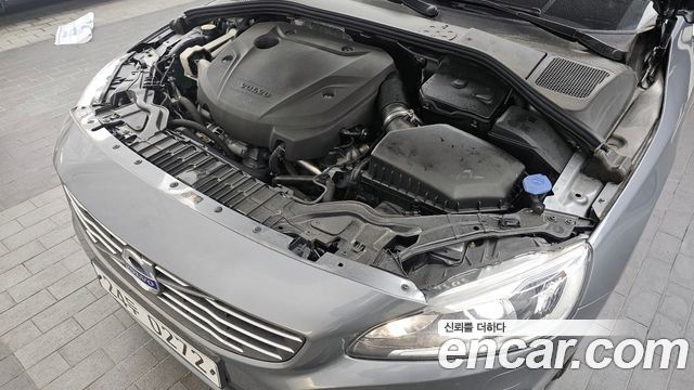 Volvo S60 2016 — photo 6
