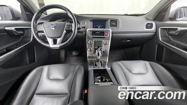 Volvo S60 2016 — photo 7