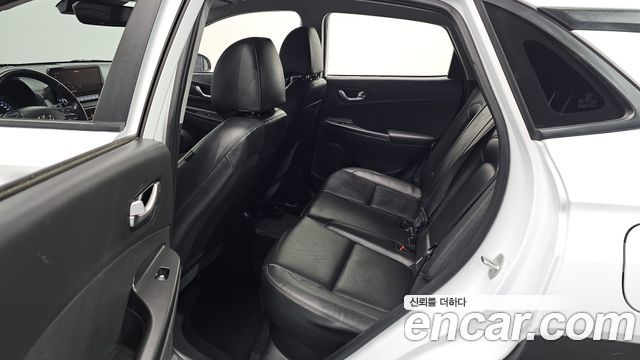 Hyundai Kona 2023 — photo 18