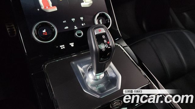 Land Rover Range Rover Evoque 2021 — photo 9