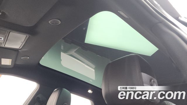 Land Rover Range Rover Evoque 2021 — photo 18