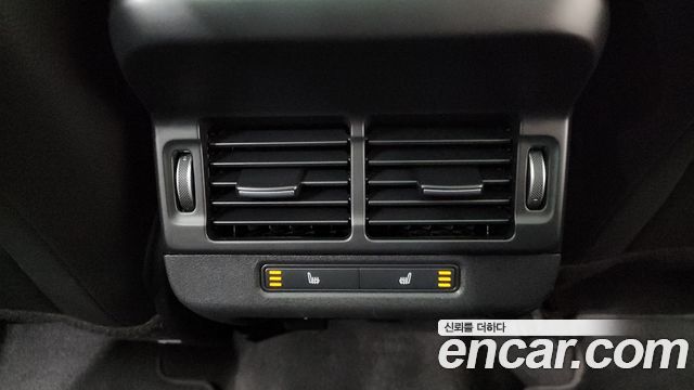 Land Rover Range Rover Evoque 2021 — photo 19