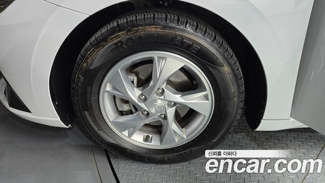 Hyundai AVANTE 2022 — photo 5