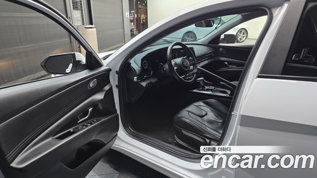 Hyundai AVANTE 2022 — photo 10